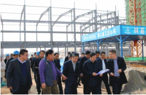 晉中市長常書銘一行來山西建投建工集團玻璃器皿智慧工廠建設(shè)項目視察工作