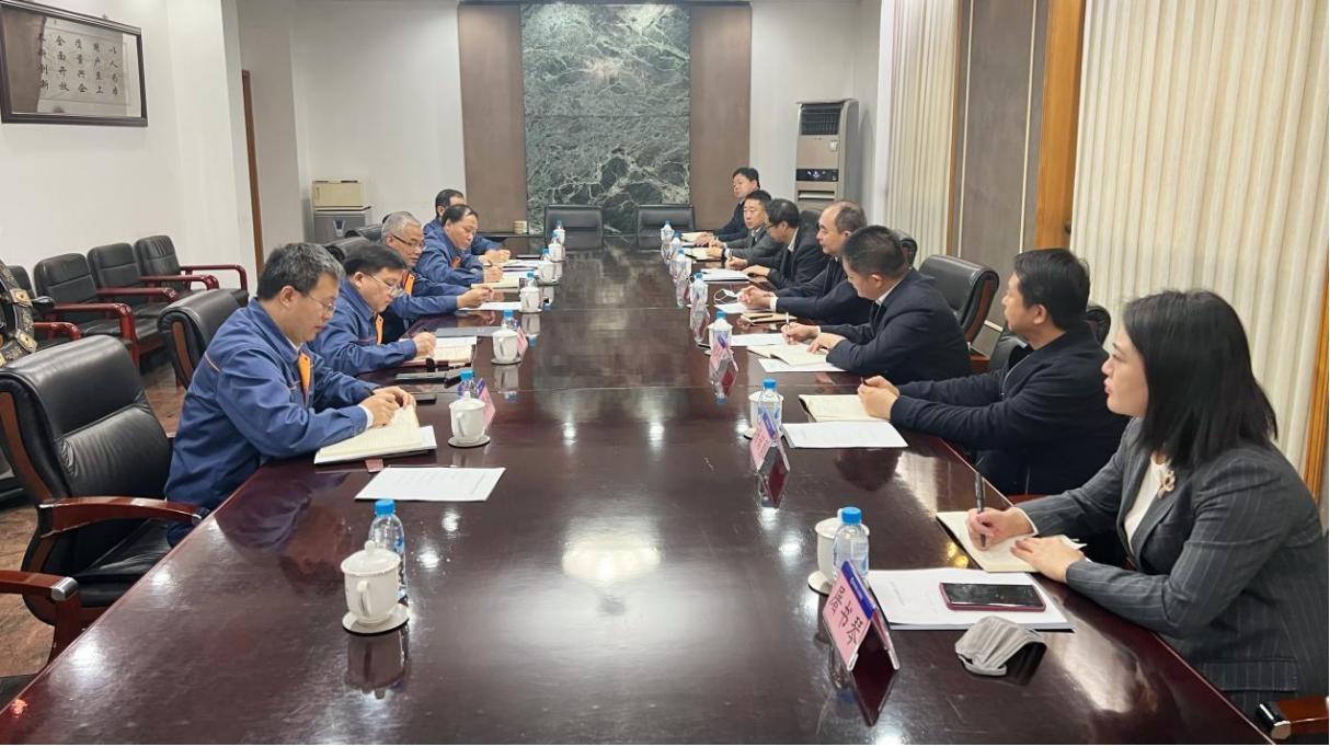 孫波與太鋼集團(tuán)董事長(zhǎng)盛更紅舉行工作會(huì)談