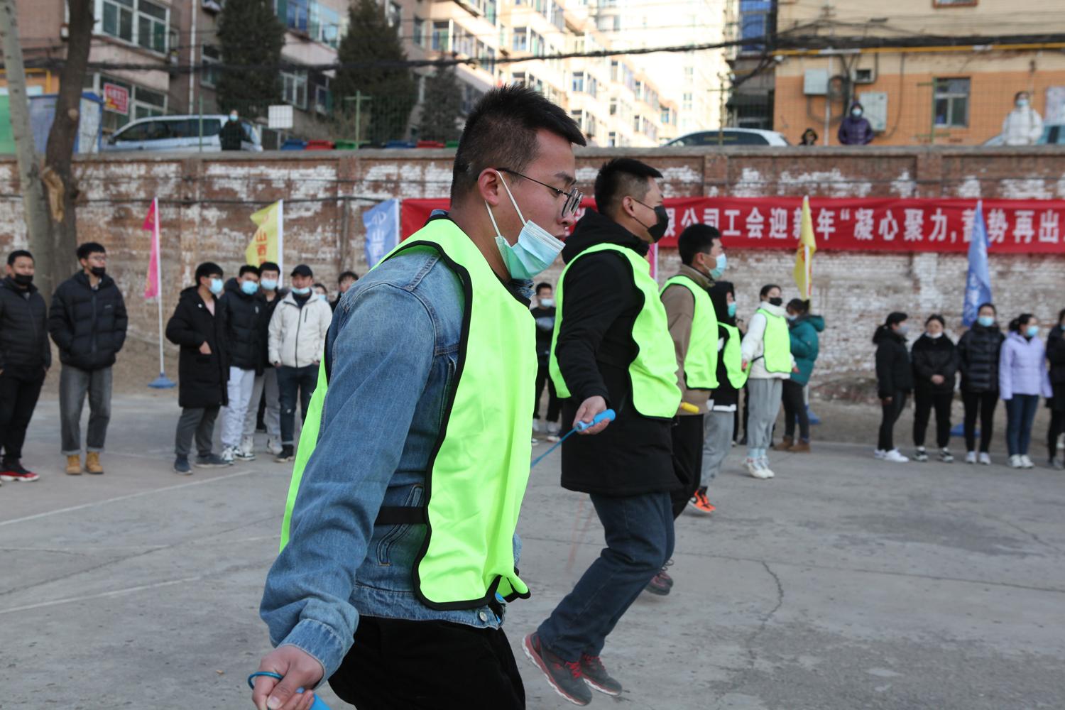 山西建投機(jī)械化集團(tuán)舉辦迎新年“凝心聚力，蓄勢(shì)再出發(fā)”職工趣味運(yùn)動(dòng)會(huì)
