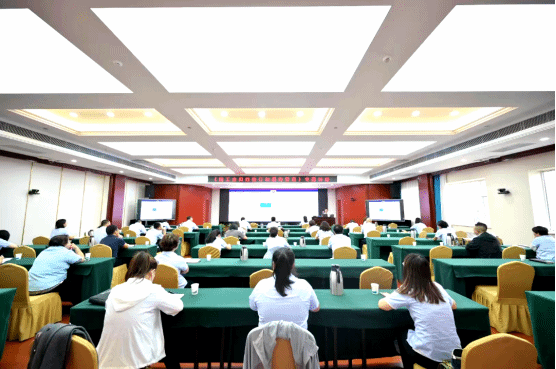 山西建投建工集團(tuán)舉辦《施工合同的簽訂和履約管理》專題講座