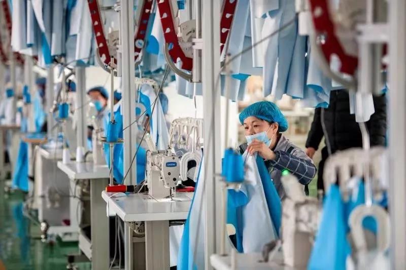 爭分奪秒！山西建投安裝集團(tuán)設(shè)計(jì)院為擴(kuò)大防疫物資產(chǎn)能貢獻(xiàn)“山安智慧”