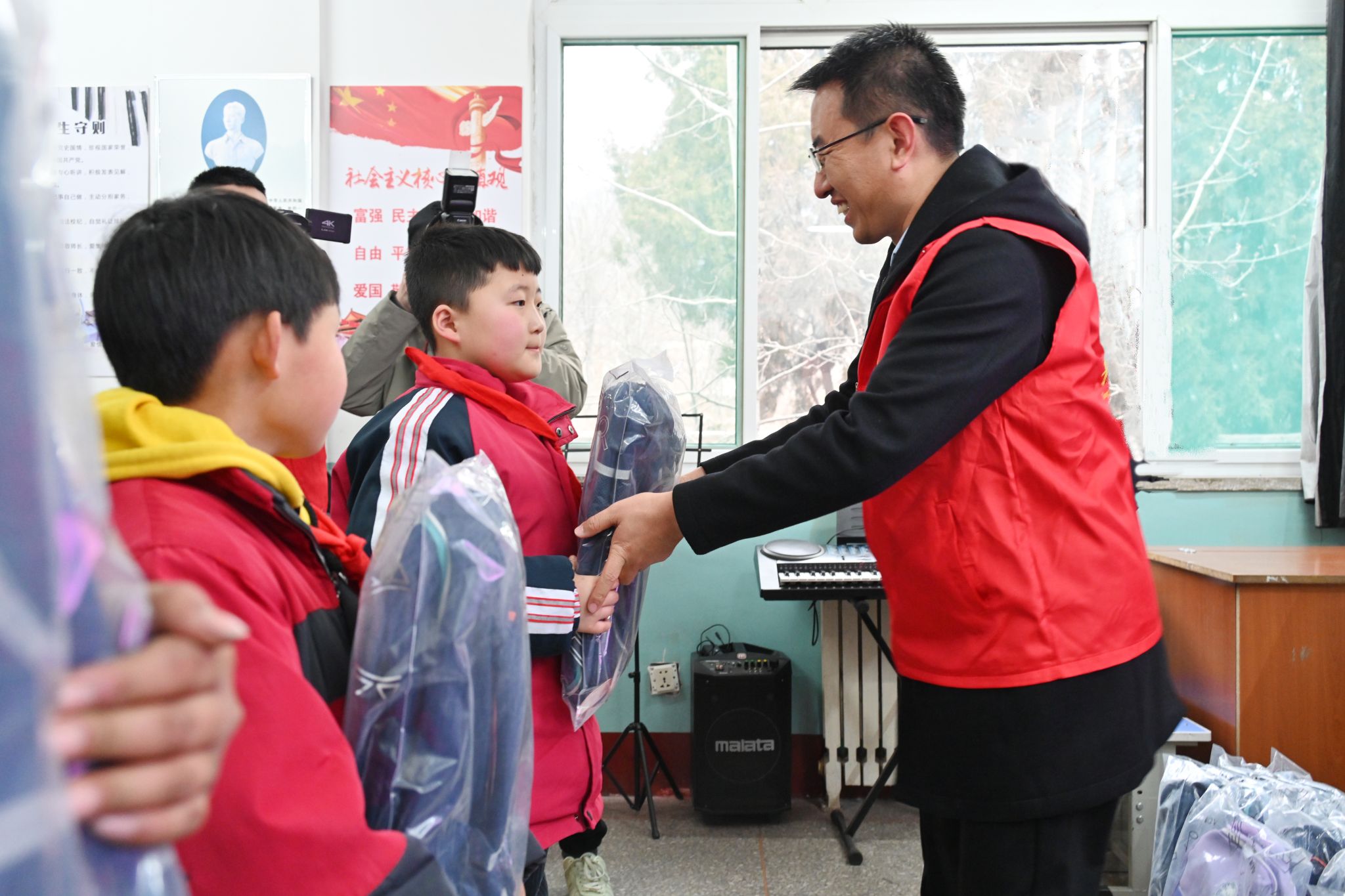 山西建投四建集團(tuán)看望慰問困境兒童