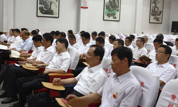 【基層動(dòng)態(tài)】內(nèi)容充實(shí) 效果突出 ——山西建投機(jī)械化集團(tuán)深入開展 “不忘初心、牢記使命”主題教育