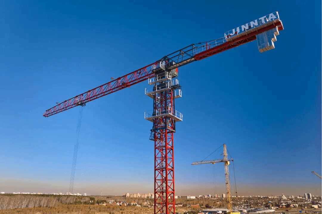 山西建投工程機(jī)械公司晉塔設(shè)備出口哈薩克斯坦