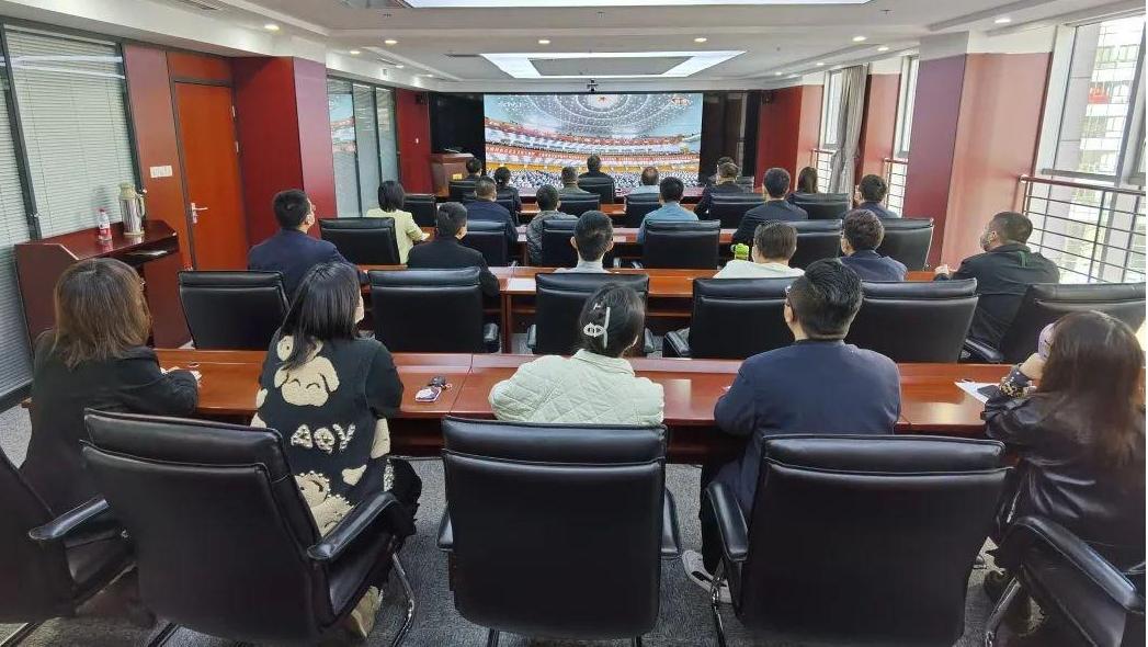 山西建投組織收聽(tīng)收看黨的二十大開(kāi)幕會(huì)