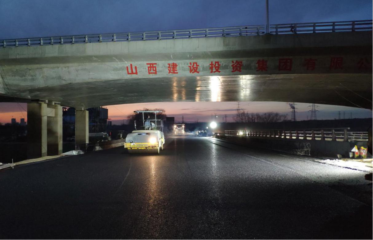 歷經(jīng)56天！晉中市環(huán)城東路北延太舊高速段下穿通道實現(xiàn)雙向通車