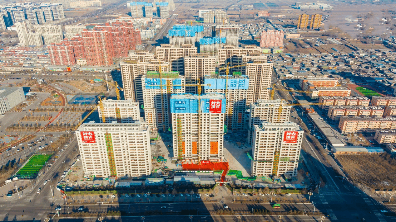 山西建投四建集團承建的介休  文景苑小區(qū)二期項目全面封頂