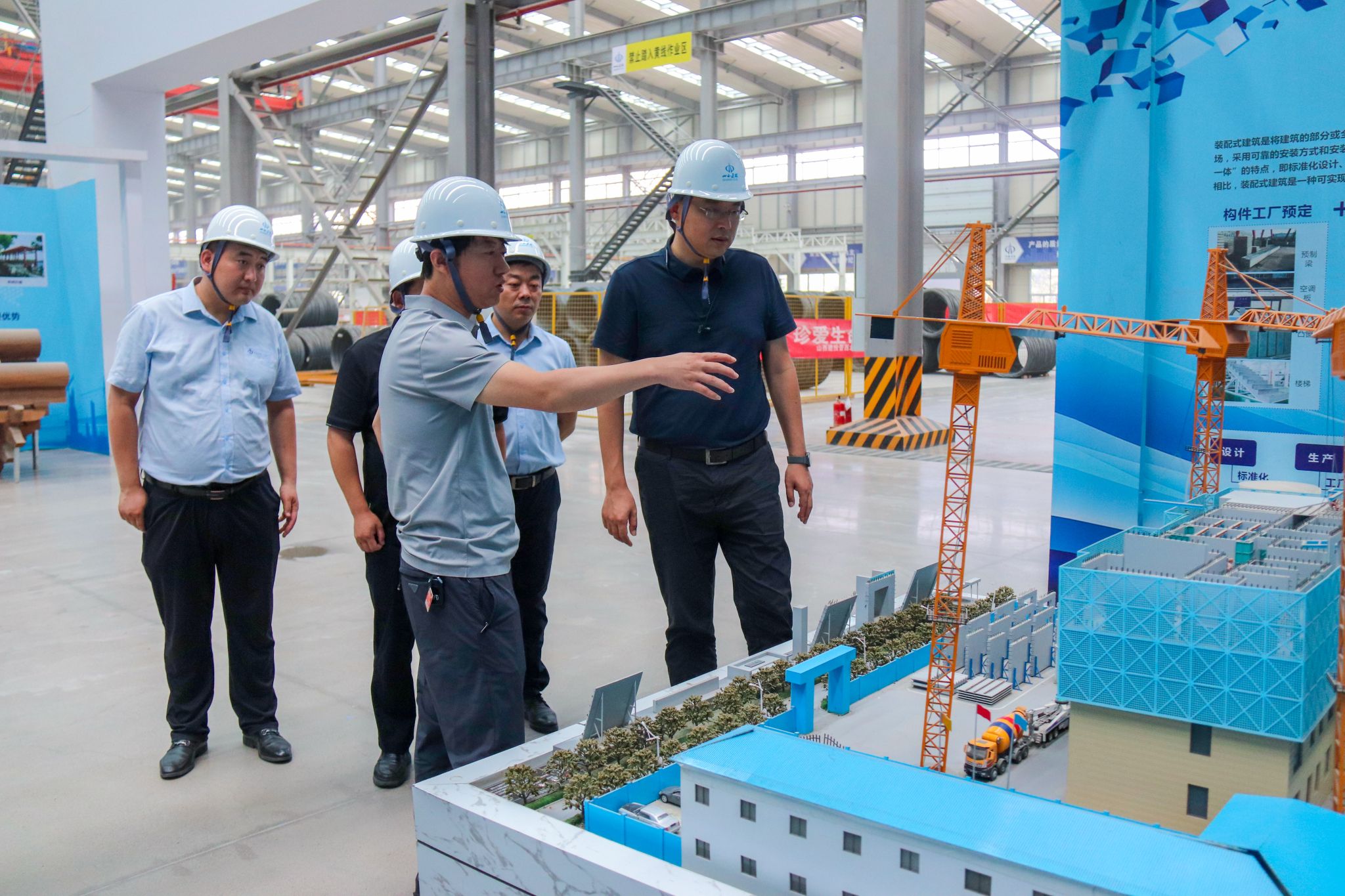 鎮(zhèn)江中林董事長趙磊一行蒞臨山西建投晉西北產(chǎn)業(yè)公司參觀考察