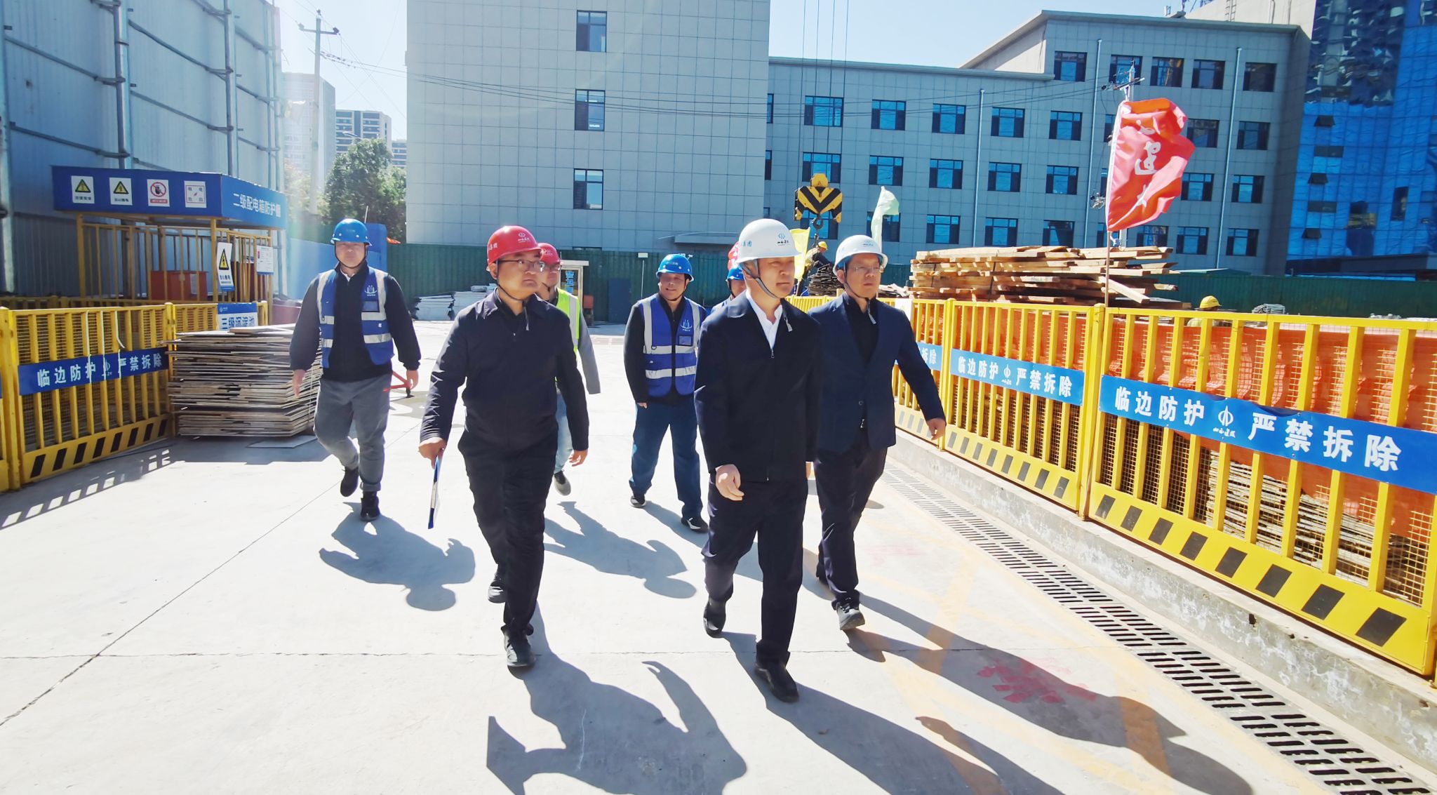 山西建投集團(tuán)領(lǐng)導(dǎo)深入一線開展安全生產(chǎn)帶班檢查