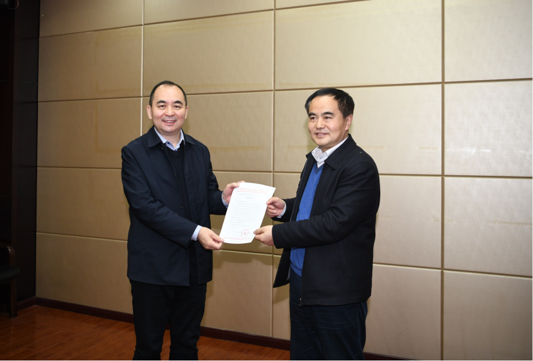 山西建投與山西綜改示范區(qū)舉行“五大中心”項(xiàng)目建設(shè)對接會