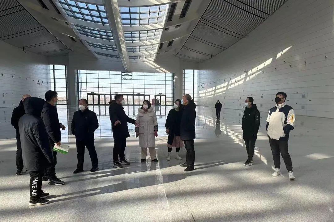 山西建投六建集團(tuán)2022年技術(shù)質(zhì)量觀摩會(huì)走進(jìn)瀟河國(guó)際會(huì)展中心中間組團(tuán)項(xiàng)目